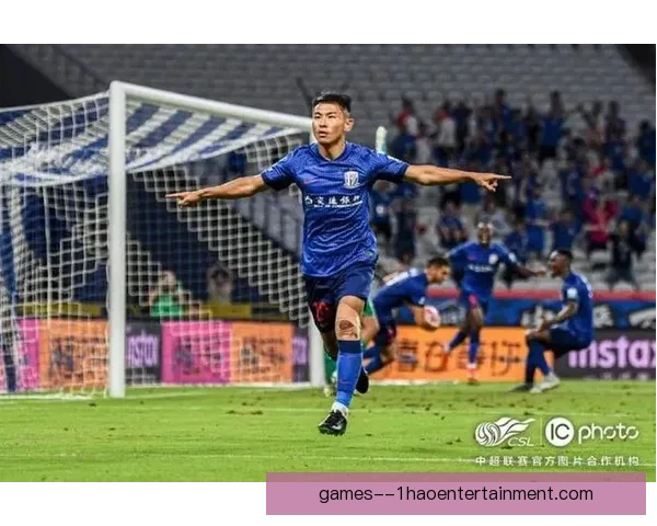 于汉超替补登场绝杀助申花夺足协杯冠军上演英雄逆袭
